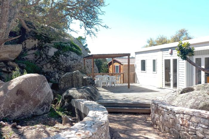 Campeggio Kevano Plage, 4 stelle Pianottoli Caldarello esterno casa mobile