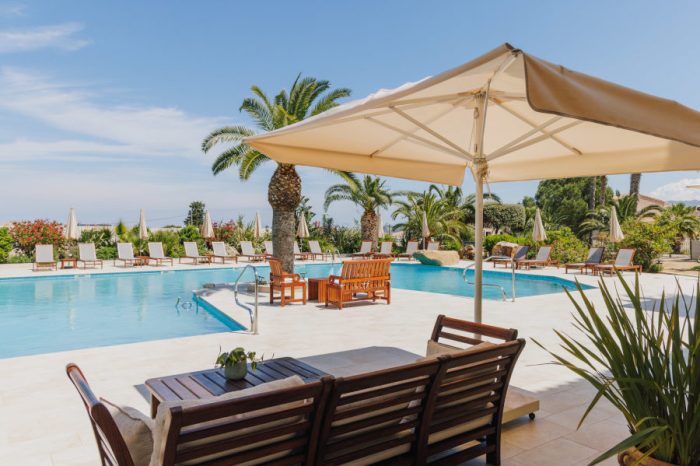 Hotel Corsica 5 Spa Serena Calvi Area piscina