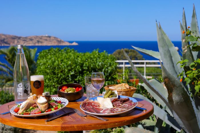 Albergo Le Saint Erasme Calvi 3 stelle Corsica snacking