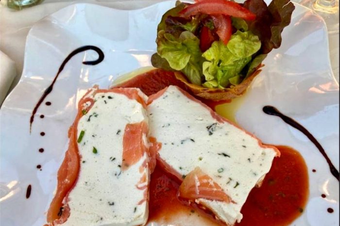 Ristorante Le Piano Chez Toinou Porticcio un'intrata