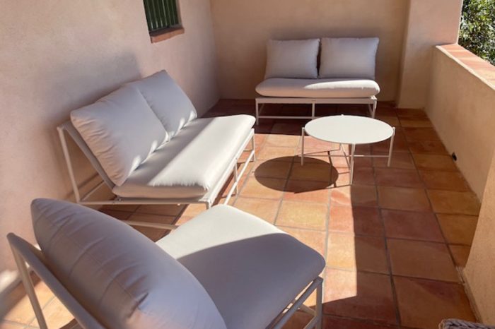 Villa Rossa Palombaggia zona salotto sulla terrazza